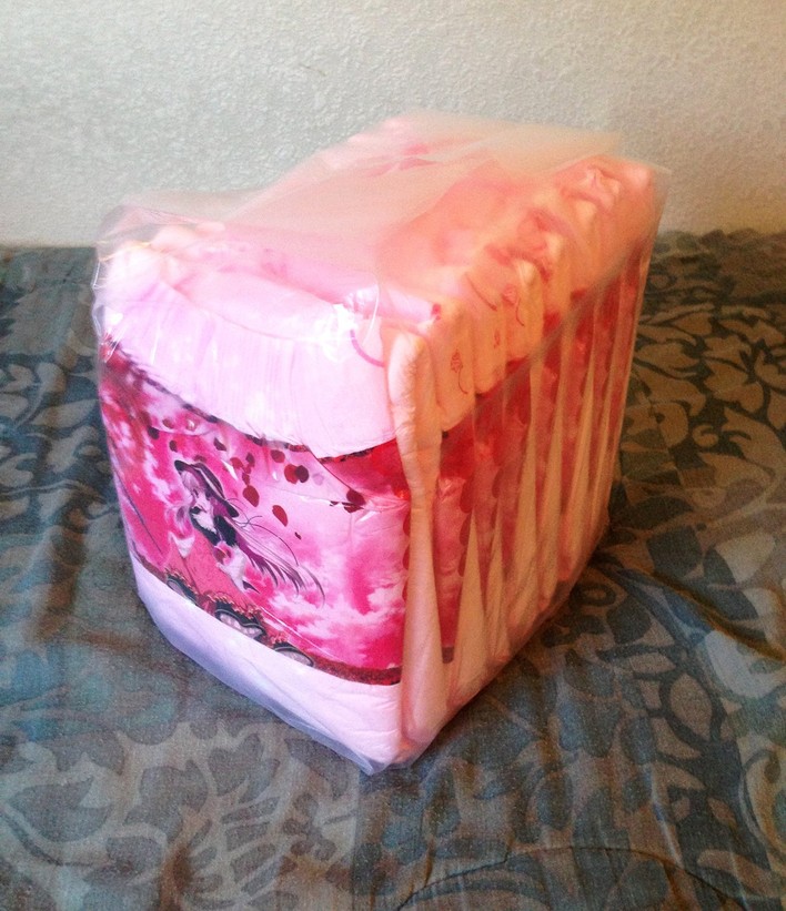 Amazon.com: 8 Diapers - DC Amor - Medium/Large - all pink theme! plastic-backed adult baby (Medium): Health & Personal Care