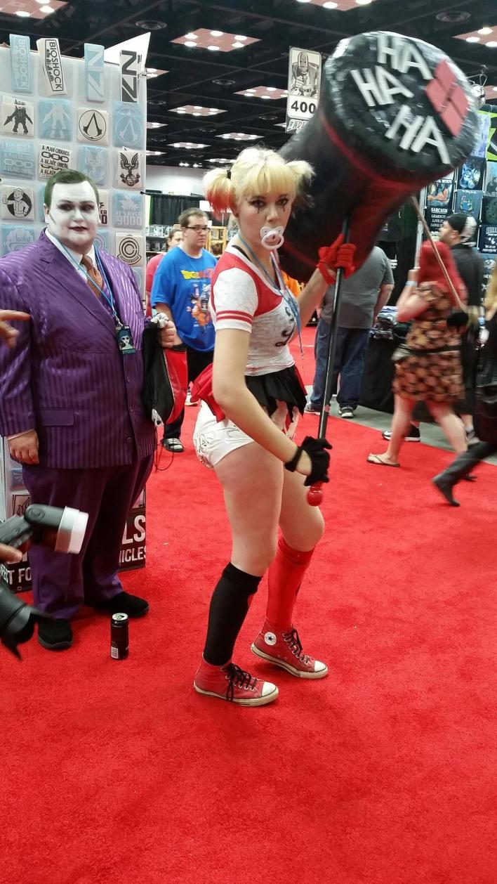 Went to a convention and I found an AB Harley Quinn! :P - Imgur
