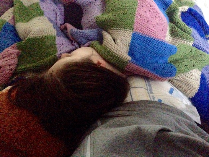 She fell asleep like this - Imgur