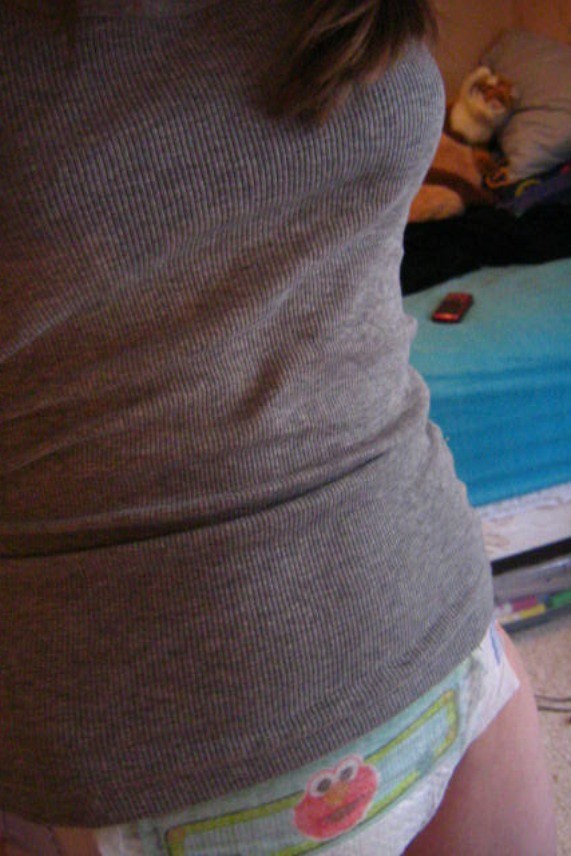 I love when girls fit Pampers Cruisers well. It’s... - Cuties and Diapered Cuties