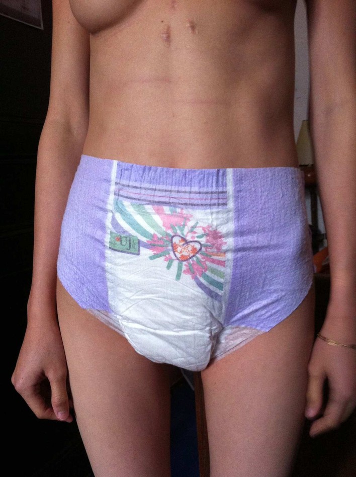 Diaper- and Pantyhoselover