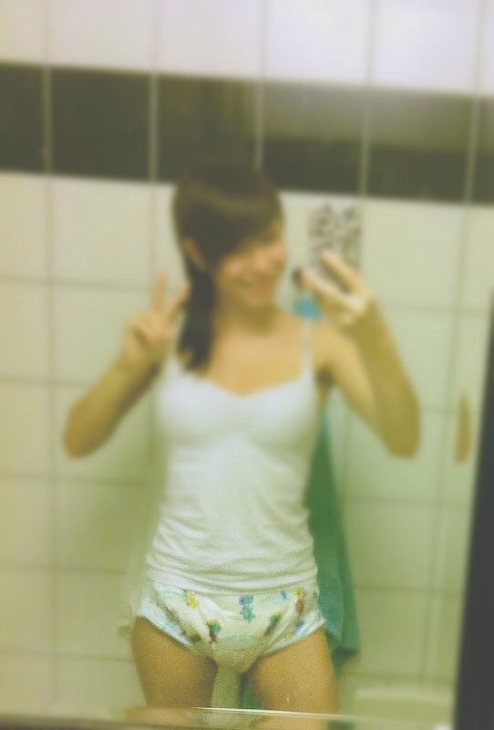 My Secret ABDL Life, Innocent 90’s-kid in Super Dry Kids Diaper! :D