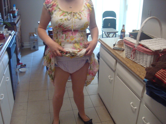 My Luxurious Tentacled Lover — Went to the park with Pear for a picnic! It was a...