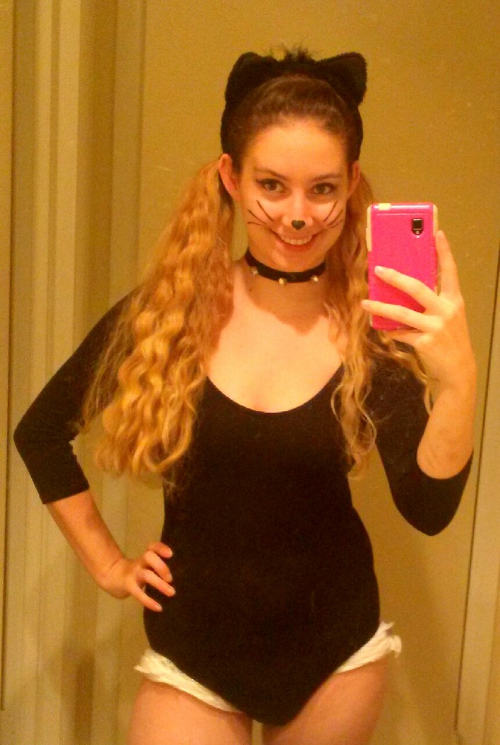 PrincessShteepyPie: Harro daddy! *purrrrr meow* I... - A Genuine Passionate Daddy