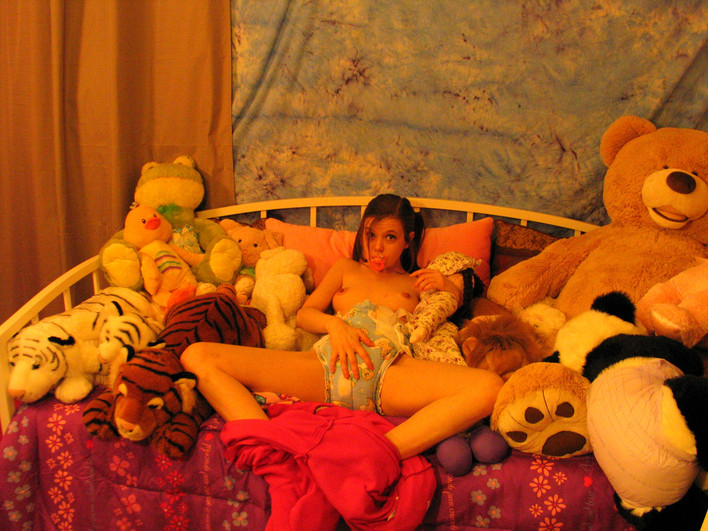 LiL' Sophie Studios — Waking up Widdle!