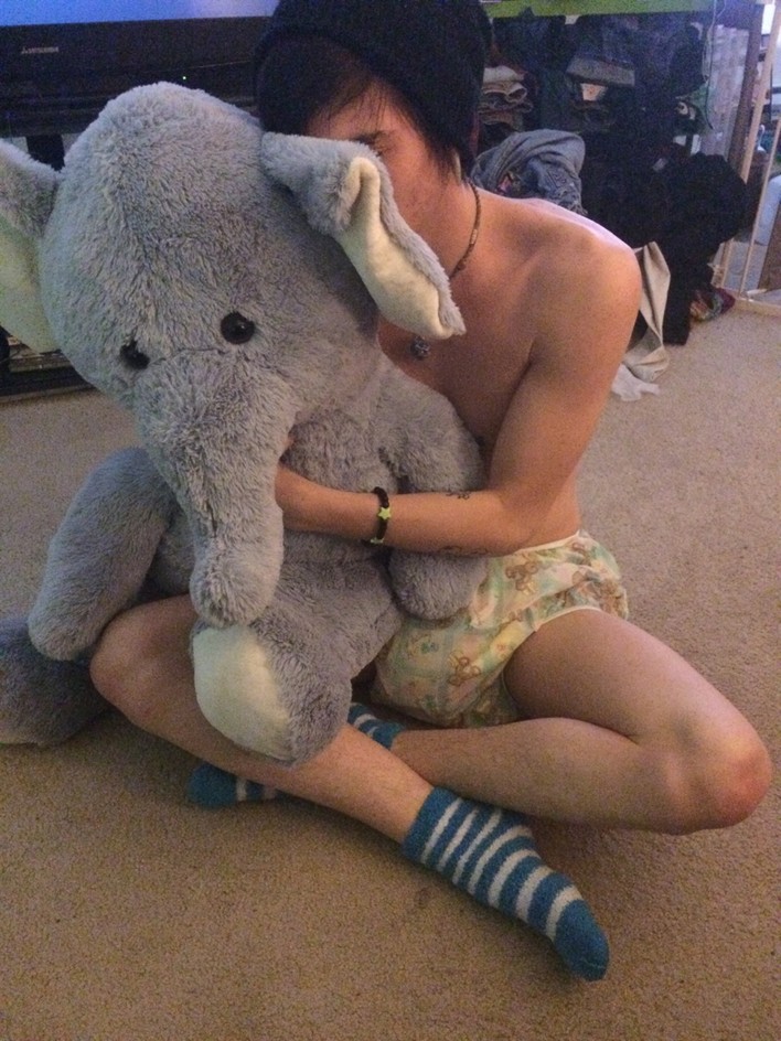 Untitled — linkmetoyourzelda: He’s so cute when he hides...