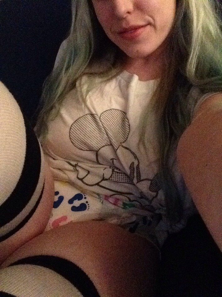 Sparkleberry's Playhouse — Here’s my mouth dimples Daddy loves so much :3