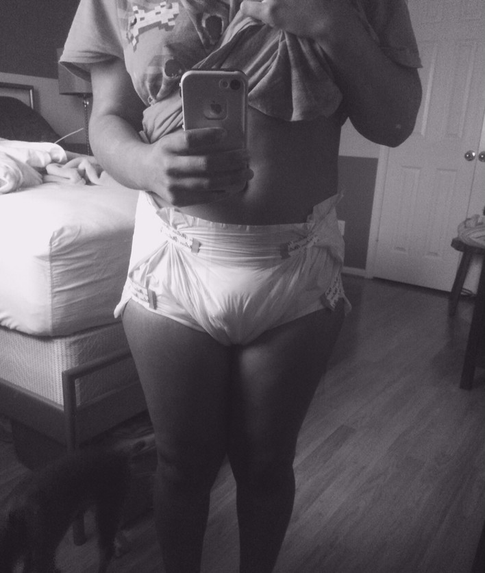 Finally got my first diapers in last Saturday! Here's a pic of my first time wearing!! - Imgur