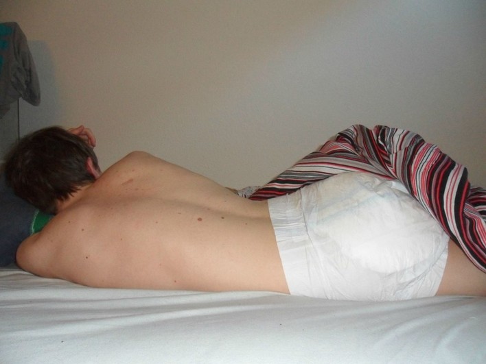 My first Diaper pictures - Imgur