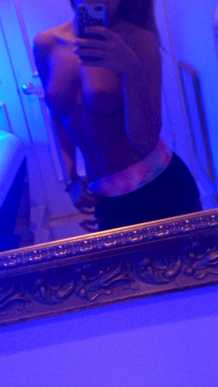 cute-self-shots: http://thehotgirlblogs.com/ ... - Nice and / or diapered girls