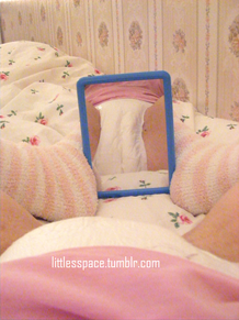 Littles Space, So, I yesterday tried to take some pictures of me...